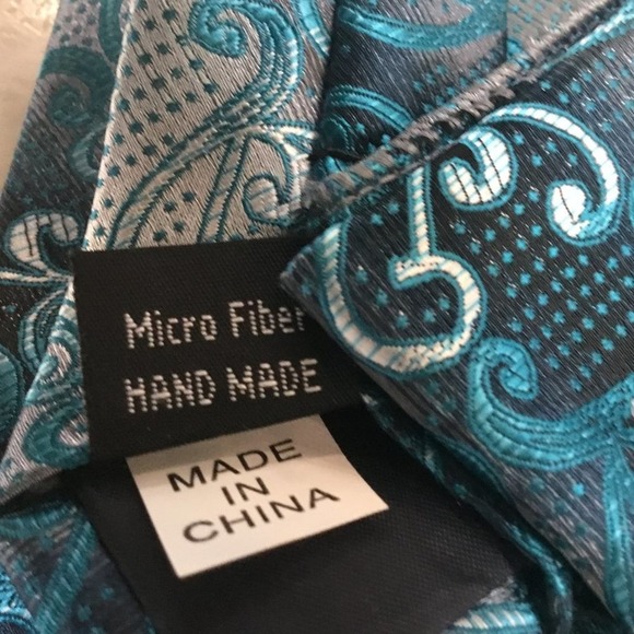 GIANFRANCO ITALY TIE with POCKET SCARF - Picture 5 of 7